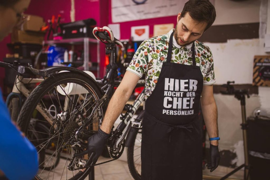 serwis rowerowy Poznań cennik Zębatka centrum Poznania