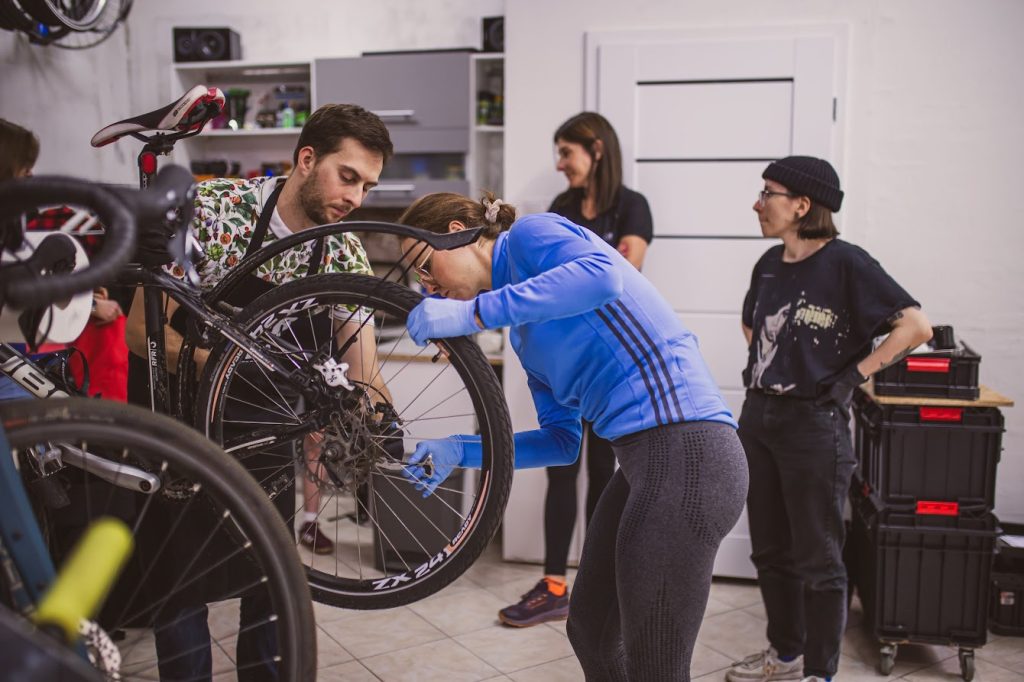 Zębatka rowerowa kawiarenka naprawcza Poznań